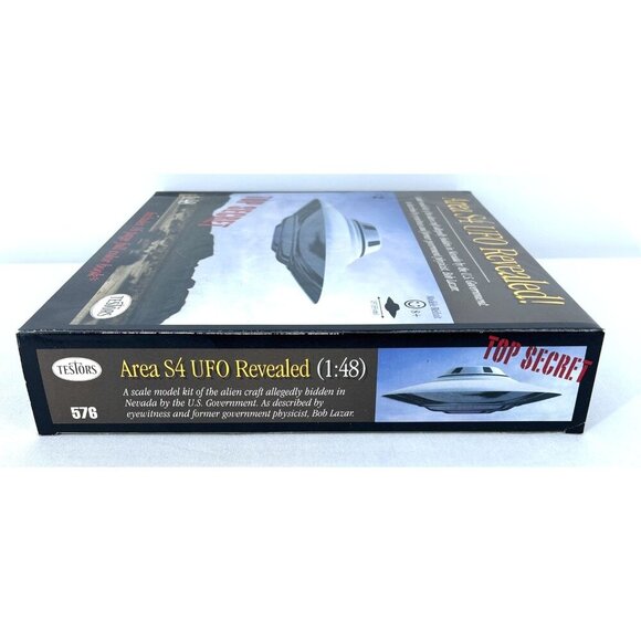 Testors Area S4 UFO Revealed! 1:48 Scale Model Kit 576 - Picture 8 of 16